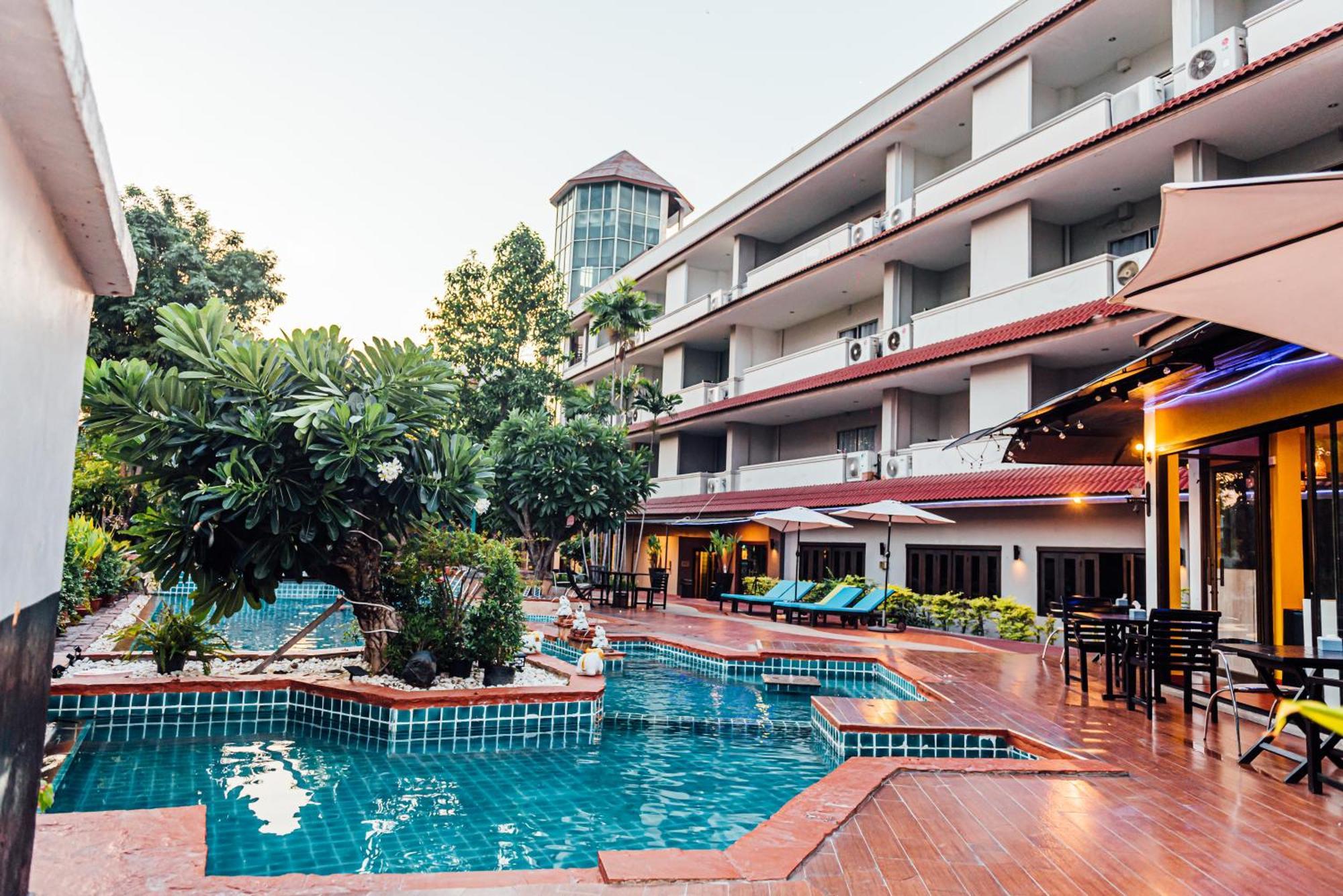 Hotel Gazebo