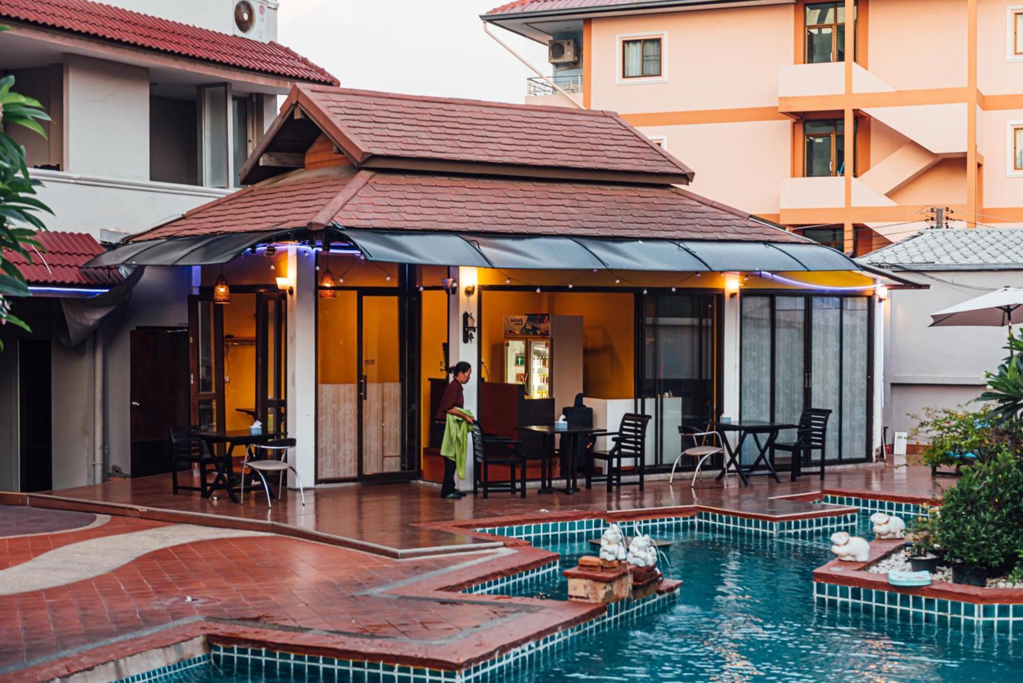 Hotel Gazebo