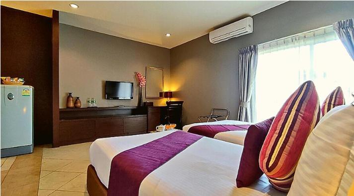Gazebo Hotel 4*