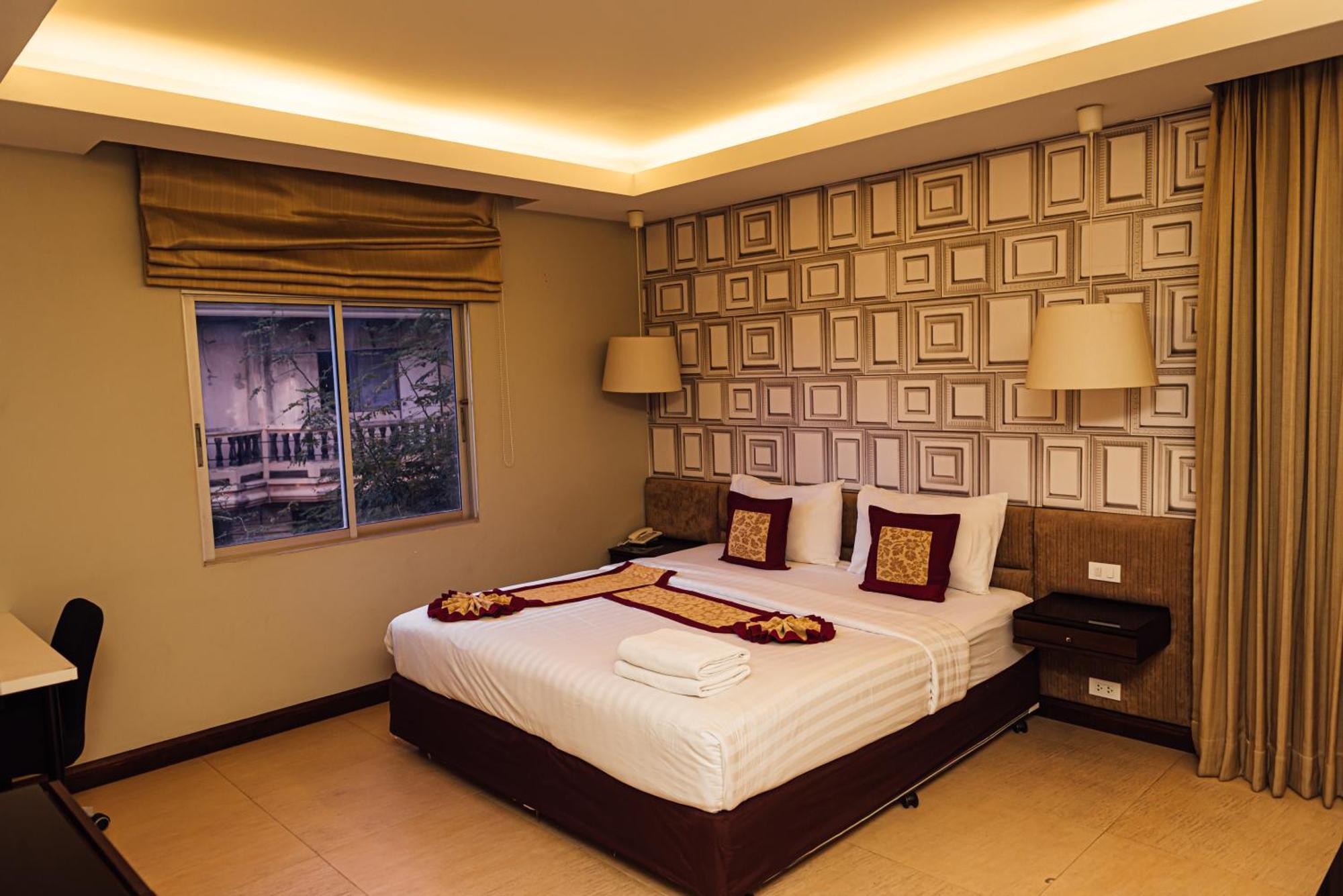 Gazebo Hotel 4*
